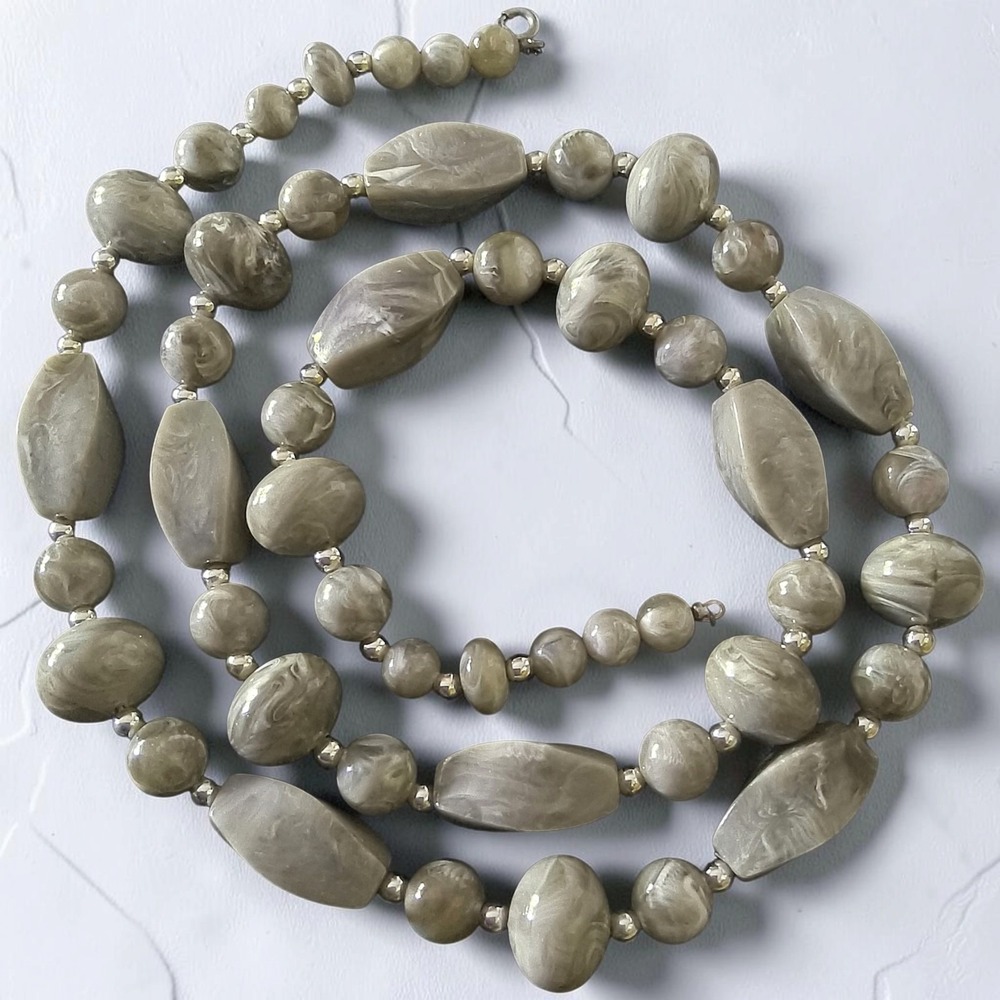 Vintage 1960s 70s Gray Marbled Lucite Bead Necklace 30" Opera Length